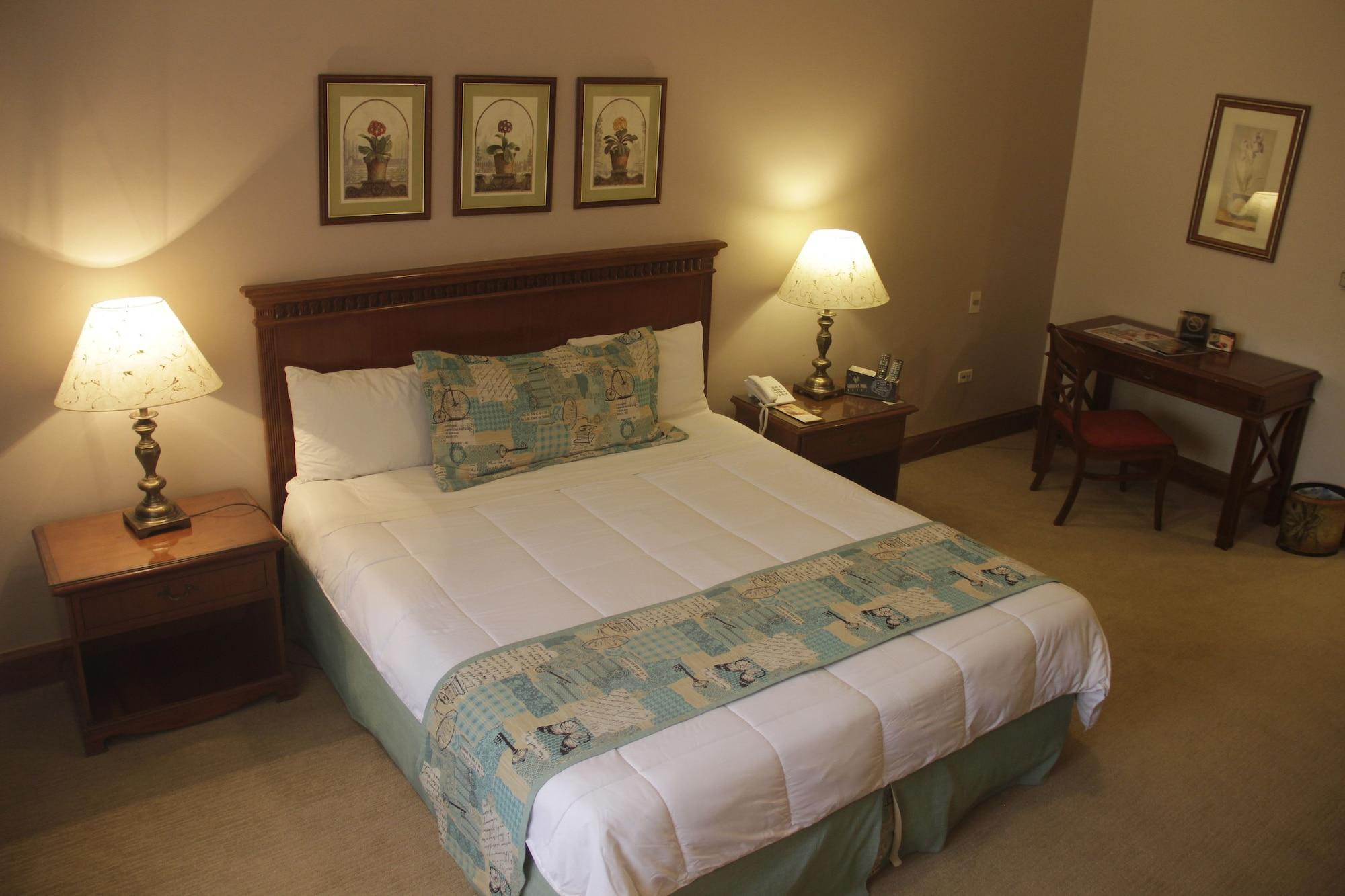 Granados Park Hotel Asuncion Bagian luar foto