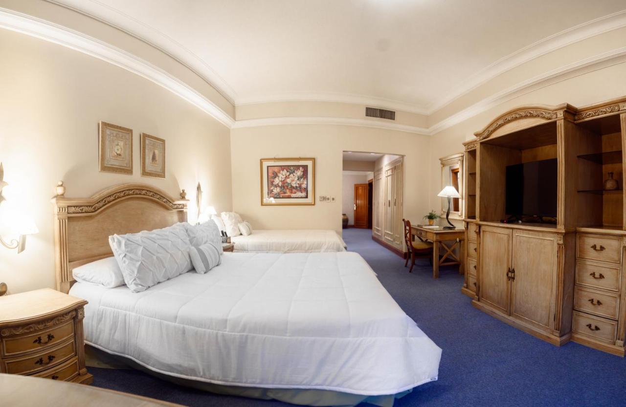 Granados Park Hotel Asuncion Bagian luar foto