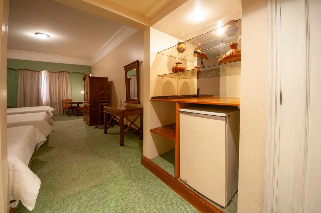 Granados Park Hotel Asuncion Bagian luar foto