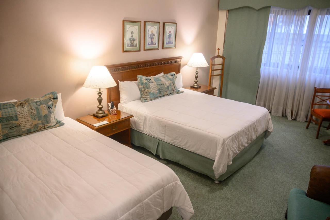 Granados Park Hotel Asuncion Bagian luar foto