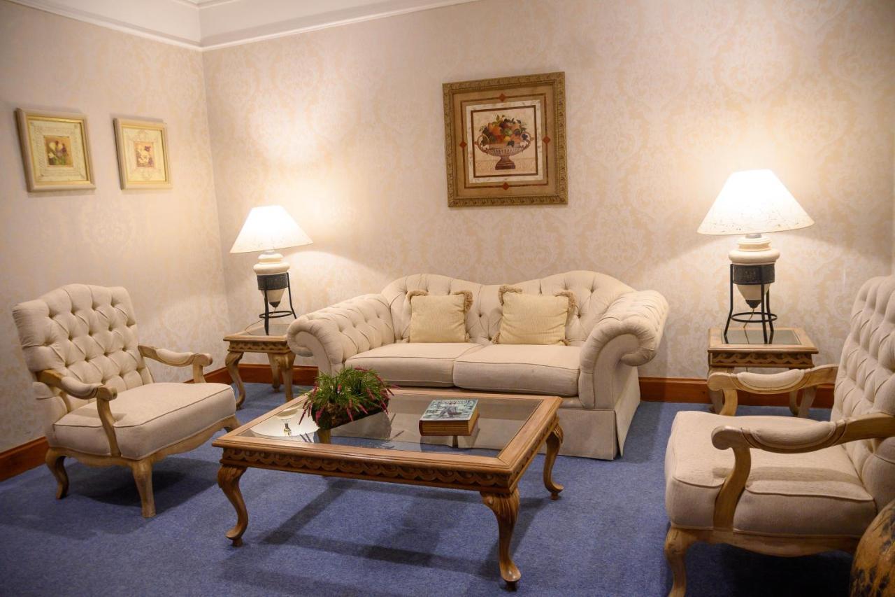 Granados Park Hotel Asuncion Bagian luar foto