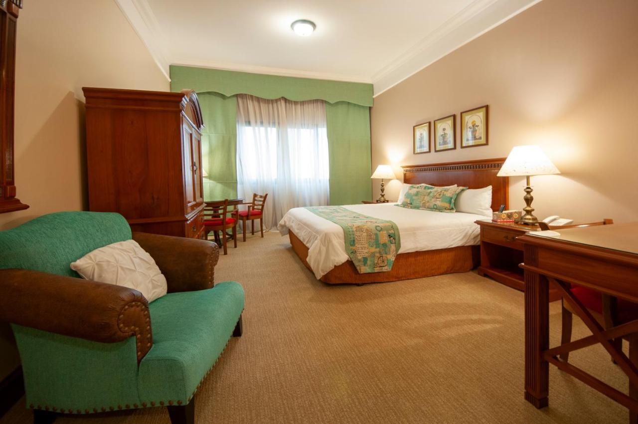 Granados Park Hotel Asuncion Bagian luar foto