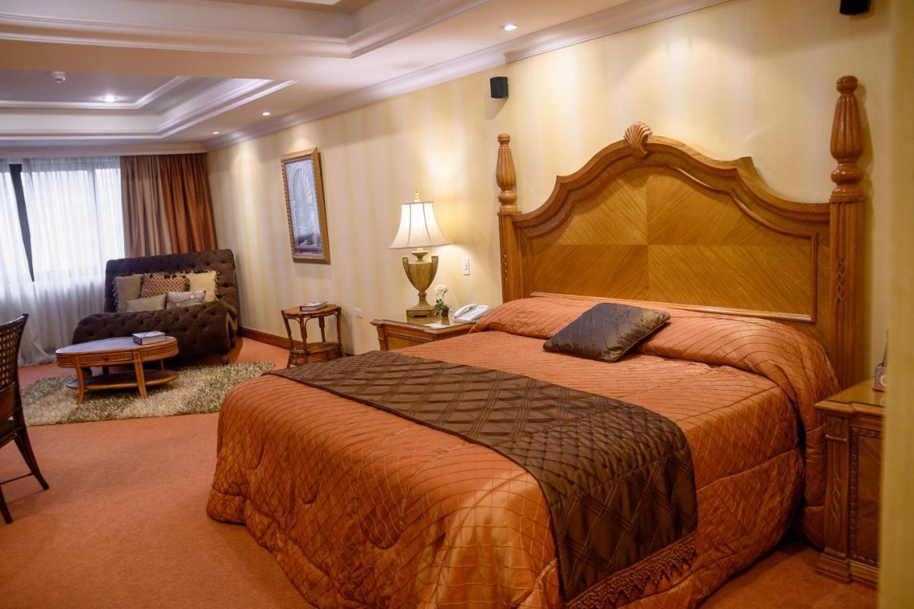 Granados Park Hotel Asuncion Bagian luar foto