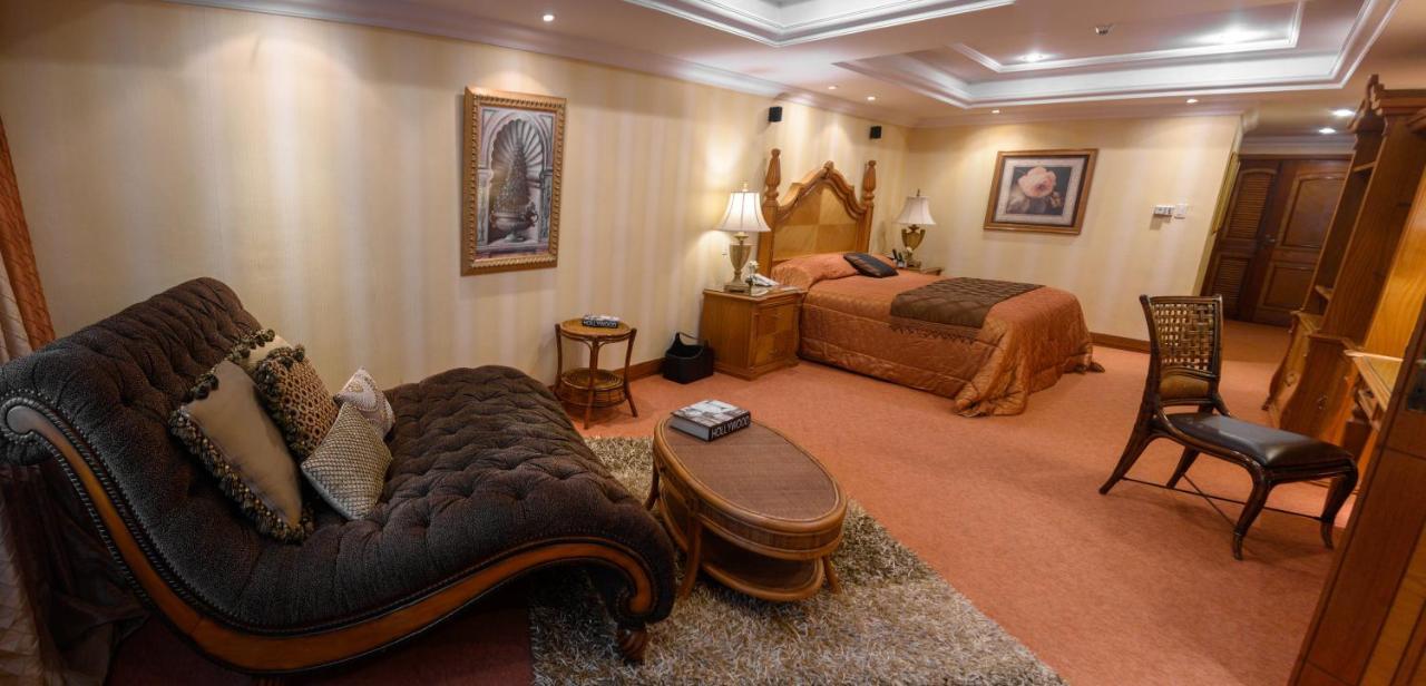 Granados Park Hotel Asuncion Bagian luar foto