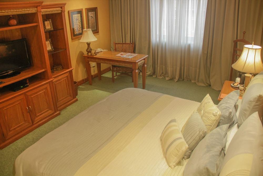 Granados Park Hotel Asuncion Bagian luar foto